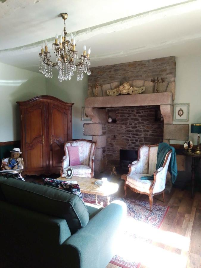 La Menardiere Serenitatis Chambre D'Hotes Petit Dejeuner Compris Corseul Luaran gambar